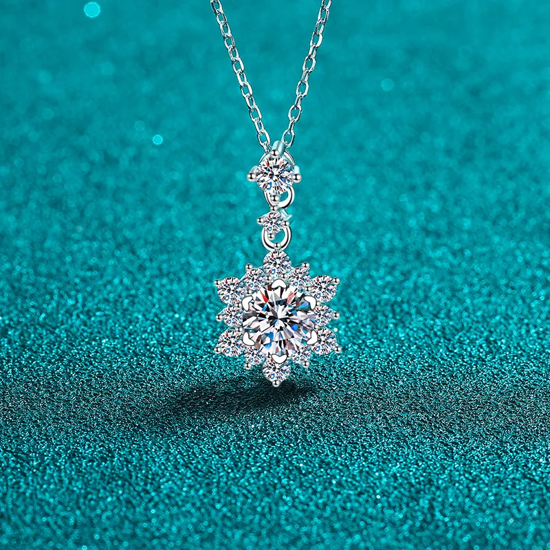 1 Carat Moissanite Zircon 925 Sterling Silver Necklace - Image 4