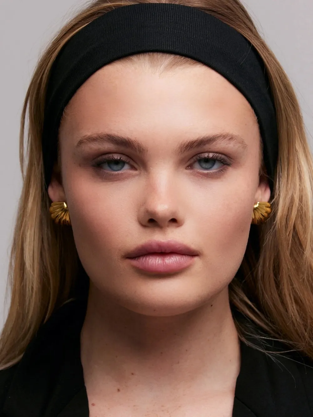 18K Gold-Plated Stainless Steel Shell Stud Earrings - Image 5