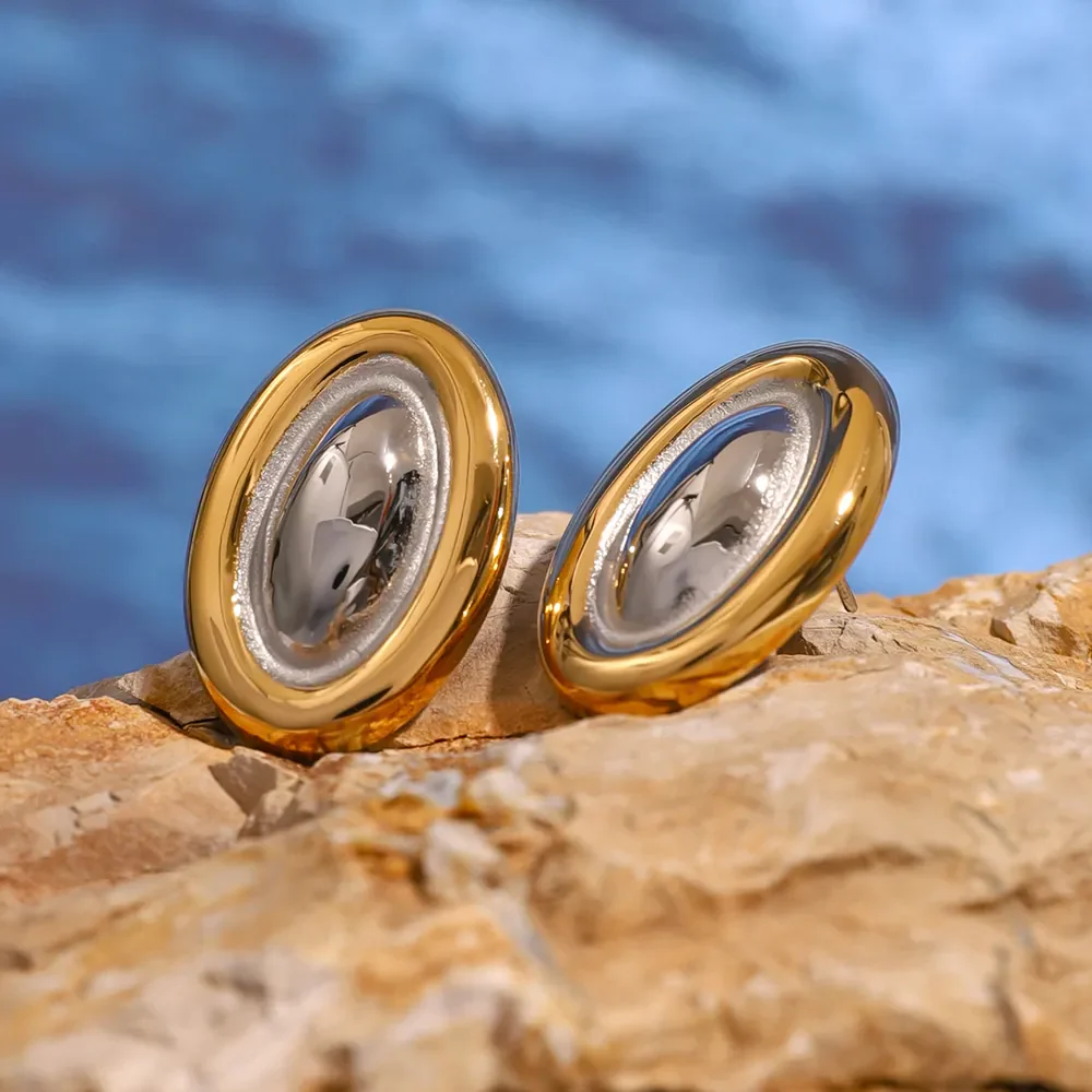 18K Gold-Plated Stainless Steel Stud Earring - Image 2