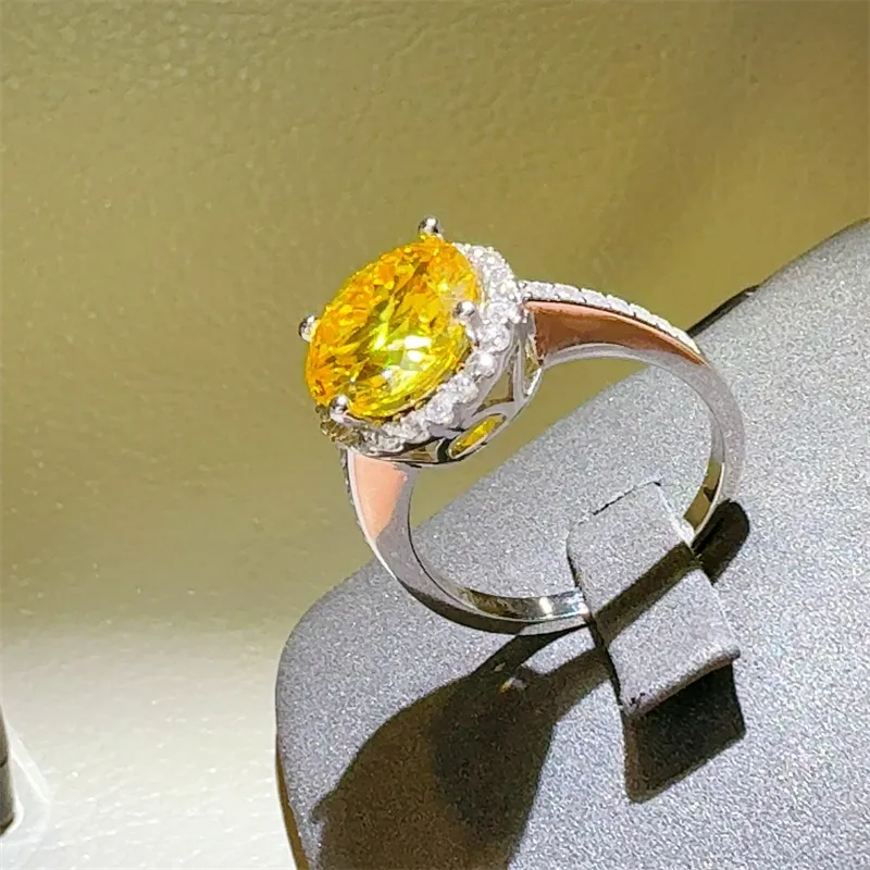 3 Carat Moissanite Zircon 925 Sterling Silver Ring - Image 4