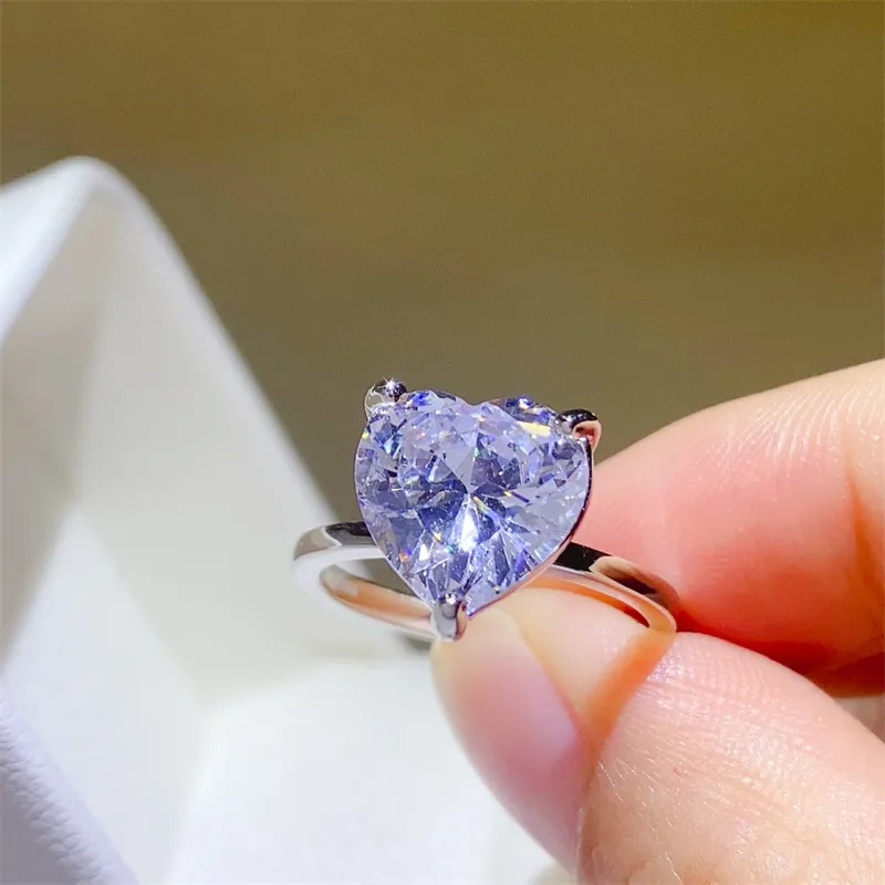 5 Carat 925 Sterling Silver Moissanite Heart Shape Ring - Image 3