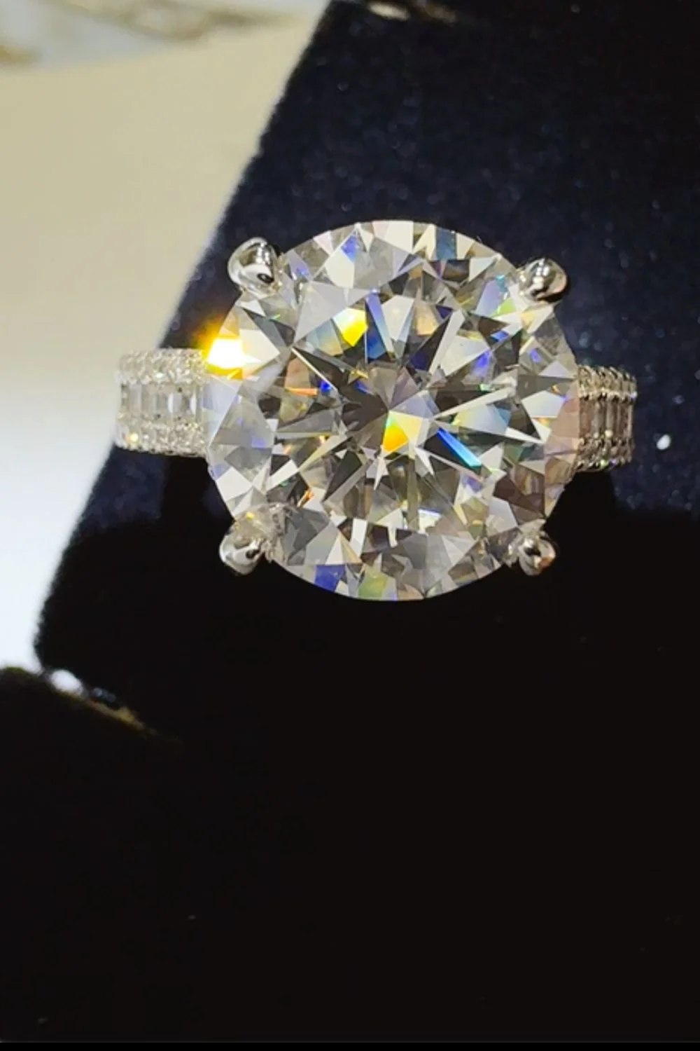 5 Carat Moissanite 925 Sterling Silver Ring - Image 4