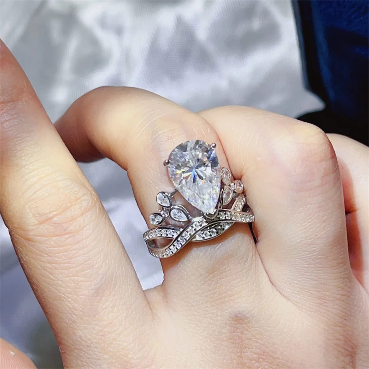 5 Carat Moissanite 925 Sterling Silver Ring - Image 2