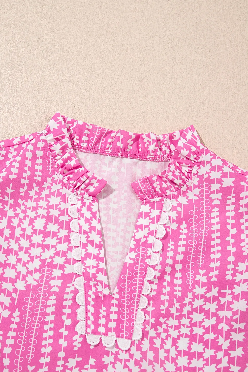 Abstract Print Ric Rac Trim Flutter Sleeve Notched Blouse - Image 7
