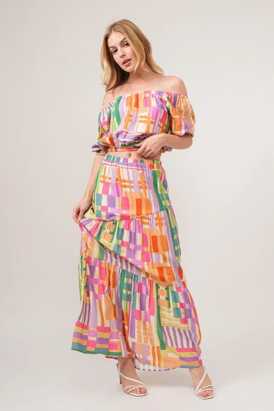 And The Why Puff Sleeve Elastic Edges Geo Printed Crop Top - Image 10