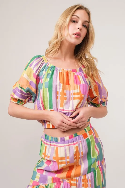 And The Why Puff Sleeve Elastic Edges Geo Printed Crop Top - Image 11