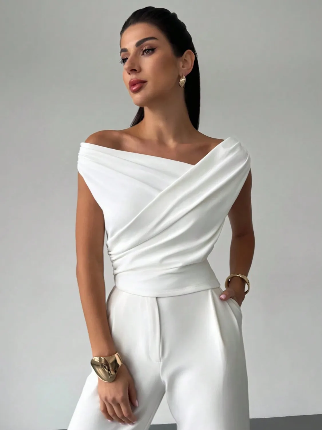Asymmetrical Ruched Short Sleeve Top - Image 5
