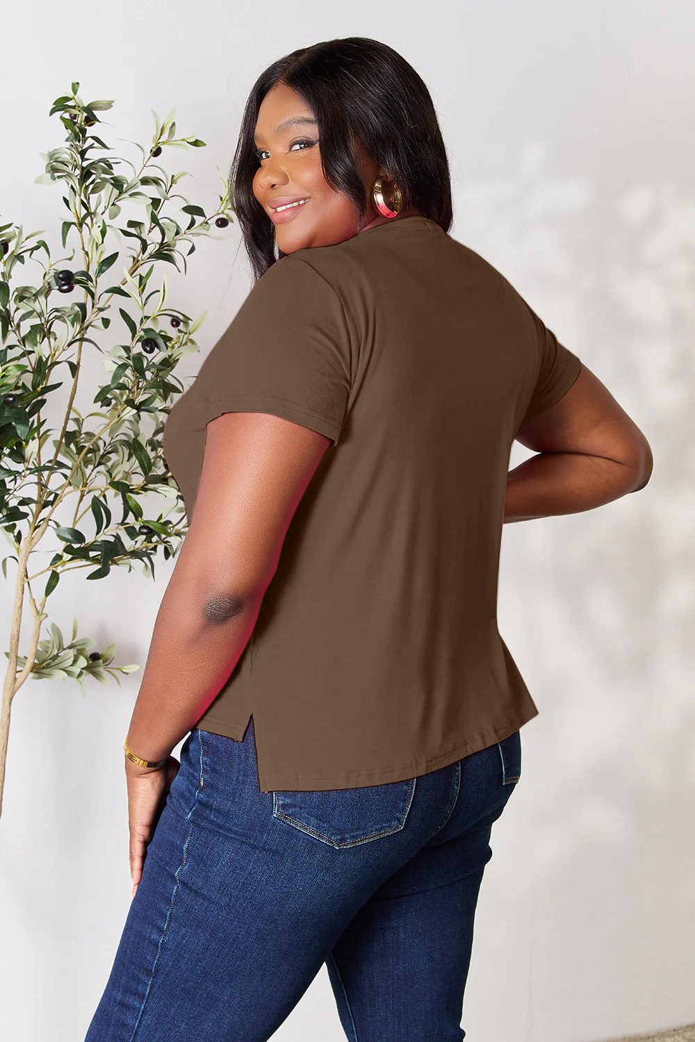 Basic Bae Full Size Round Neck Short Sleeve T-Shirt - Image 10