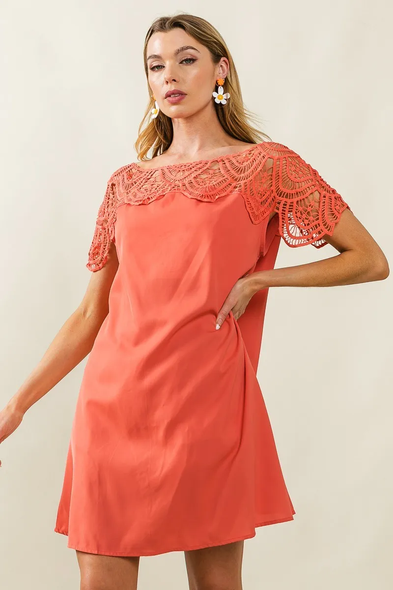 BiBi Crochet Lace Yoke Detailed Wrinkled Dress - Image 4