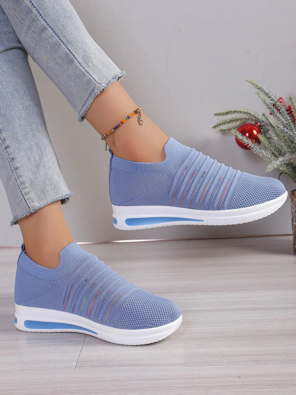 Breathable Mesh Wedge Sneakers - Image 5