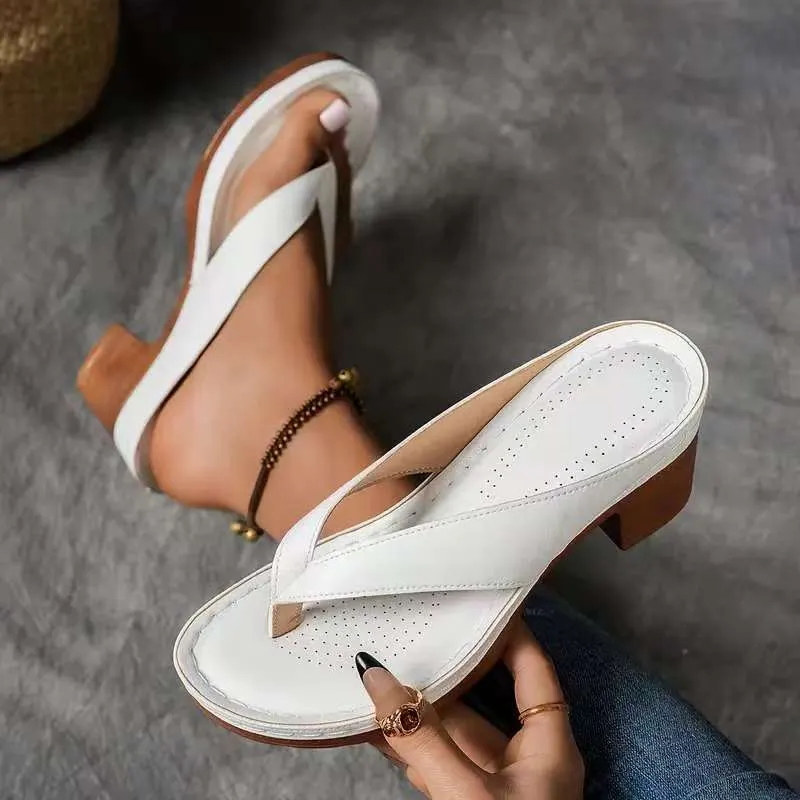 Chunky Heel Toe Post Sandals - Image 7