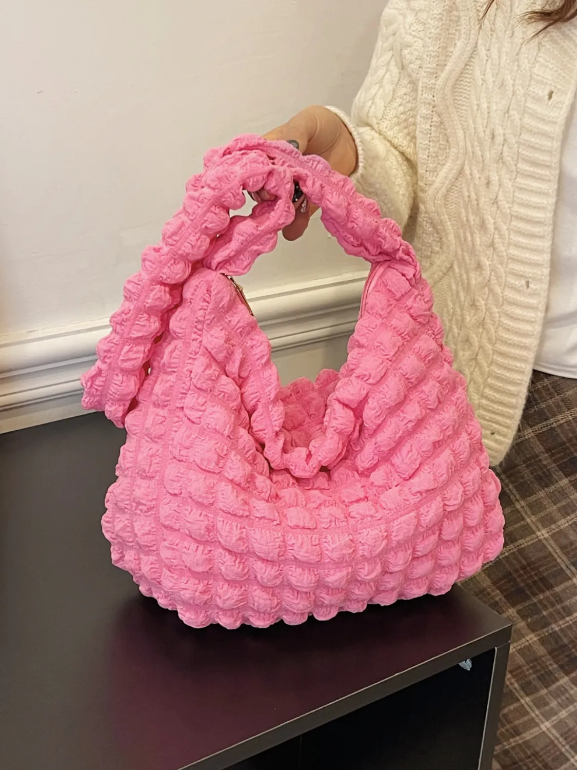 Cloud Puff Shoulder Bag - Image 10