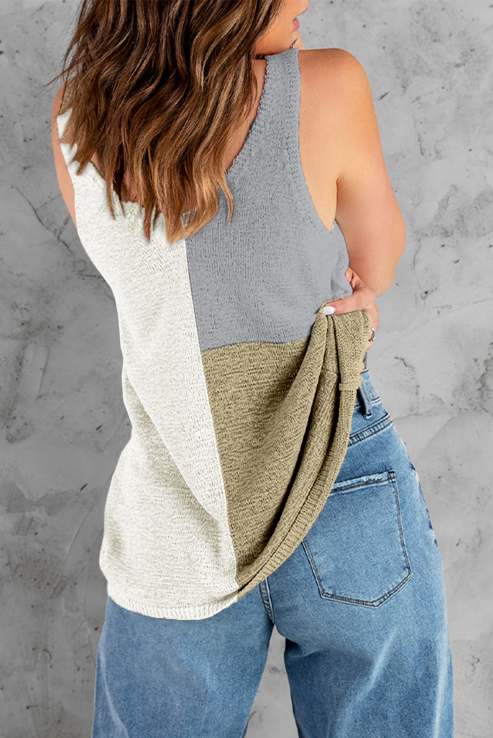 Color Block V-Neck Knit Vest - Image 4