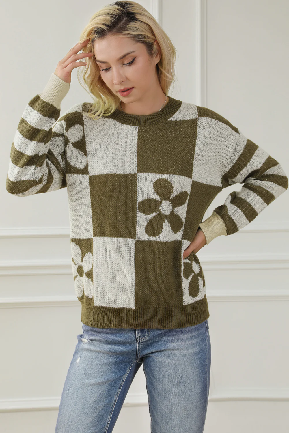 Contrast Round Neck Long Sleeve Sweater - Image 6