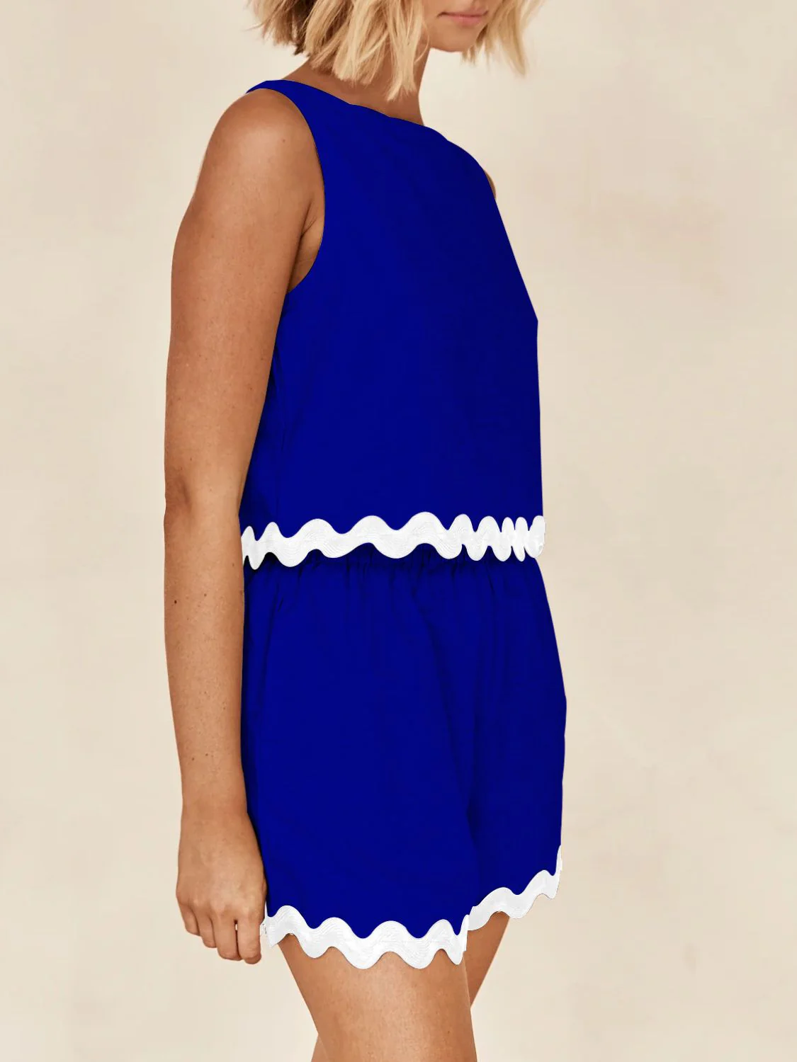 Contrast Trim Round Neck Tank and Shorts Set - Image 12