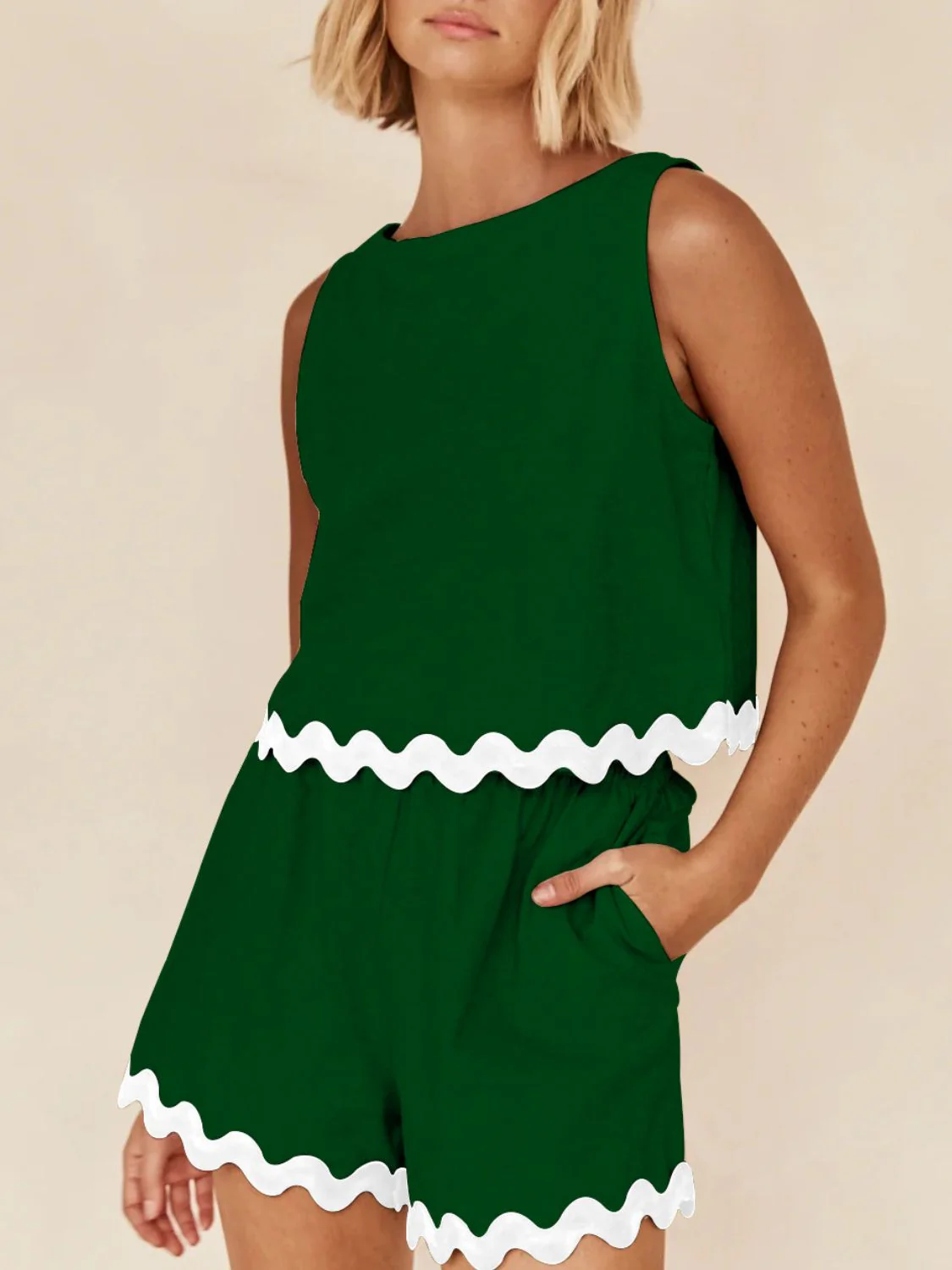 Contrast Trim Round Neck Tank and Shorts Set - Image 17