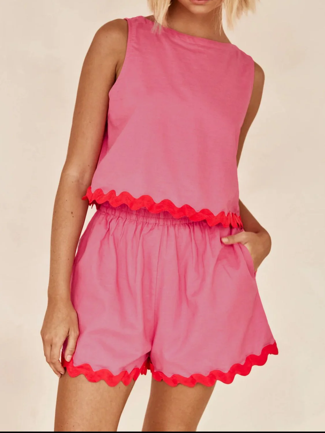 Contrast Trim Round Neck Tank and Shorts Set - Image 2