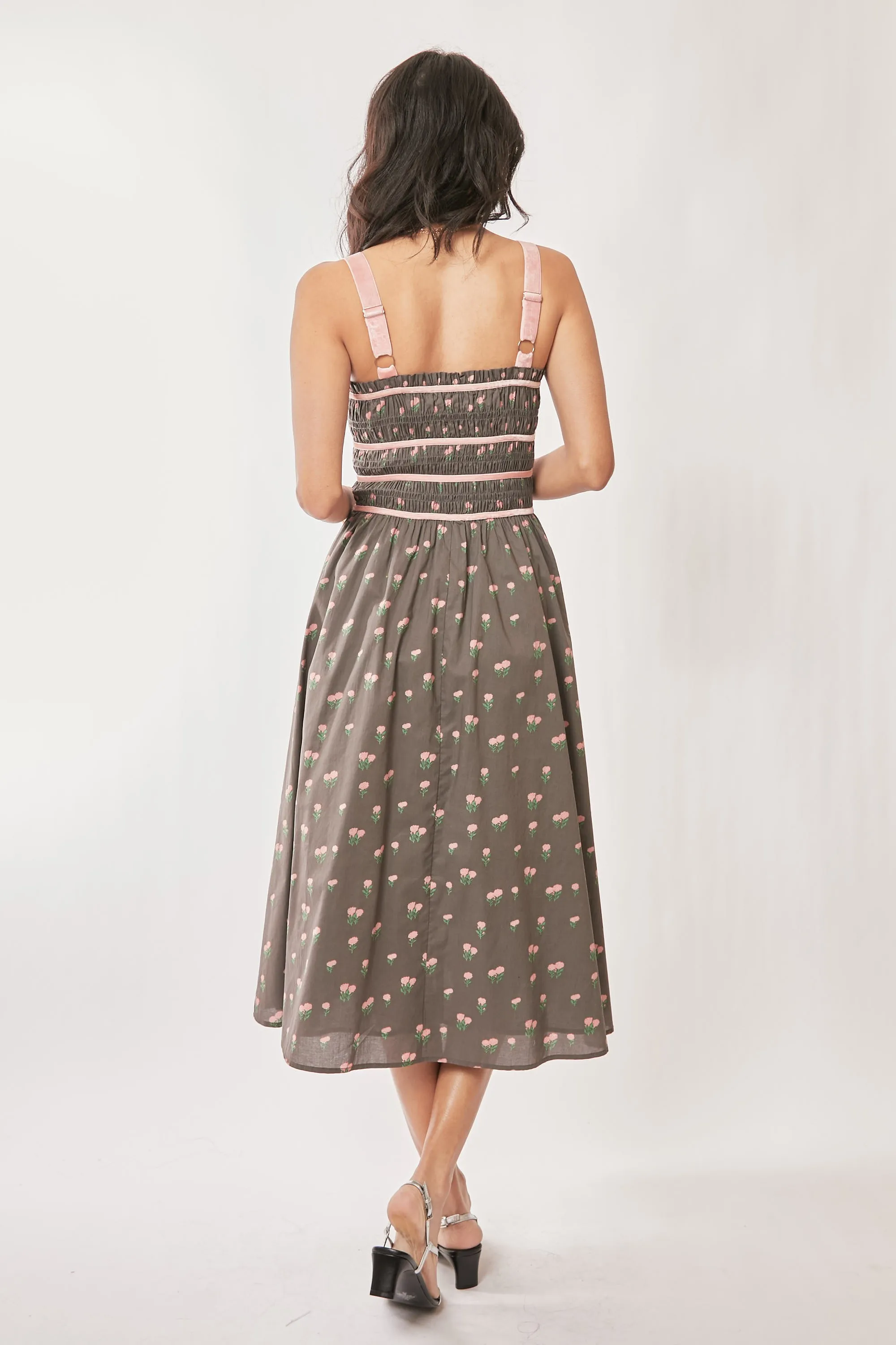 Davi & Dani Contrast Velvet Tape Smocking Bodice Midi Dress - Image 4