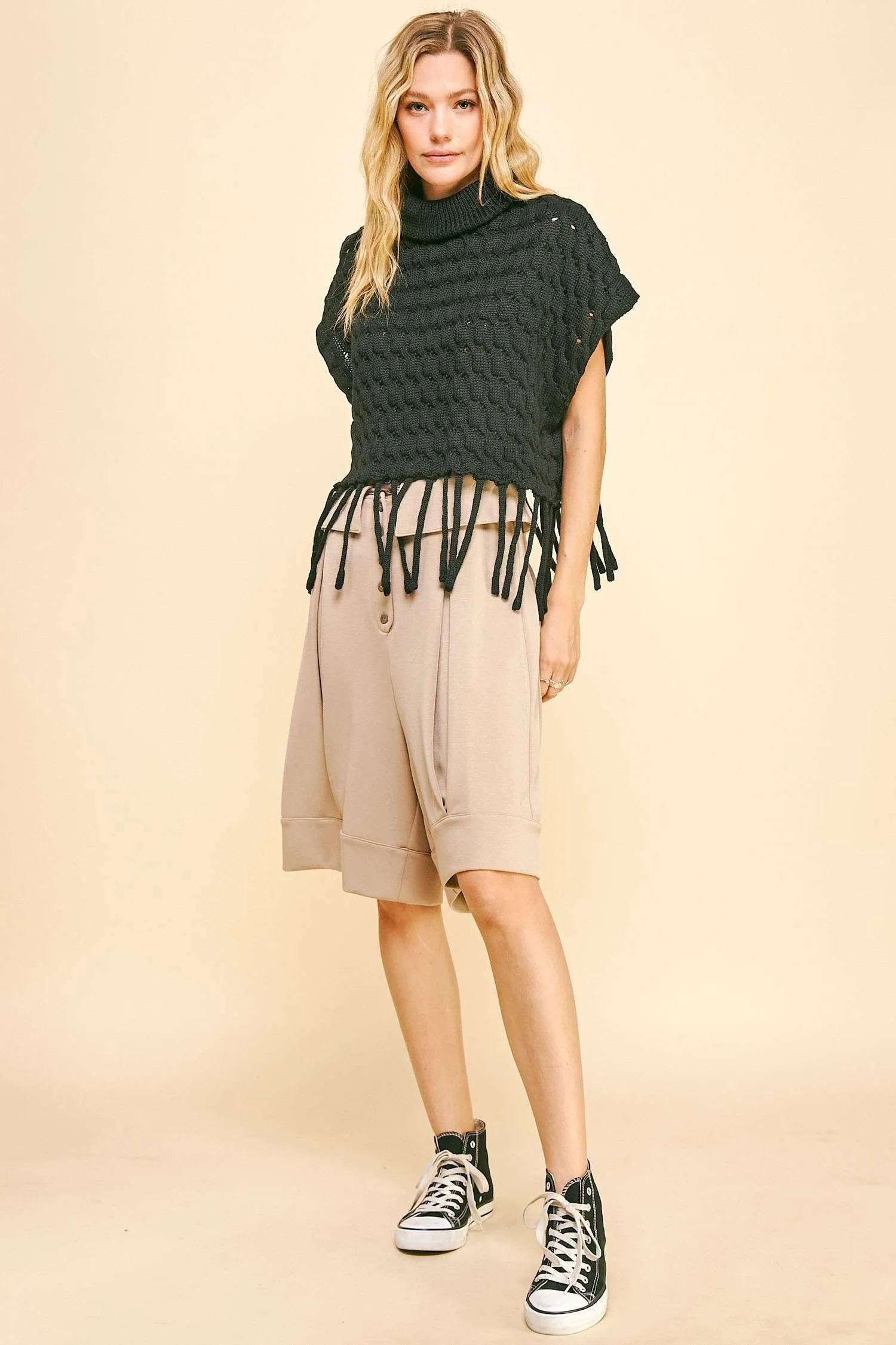 Davi & Dani Fold Over Waist Band Strap Detail Short - Image 10