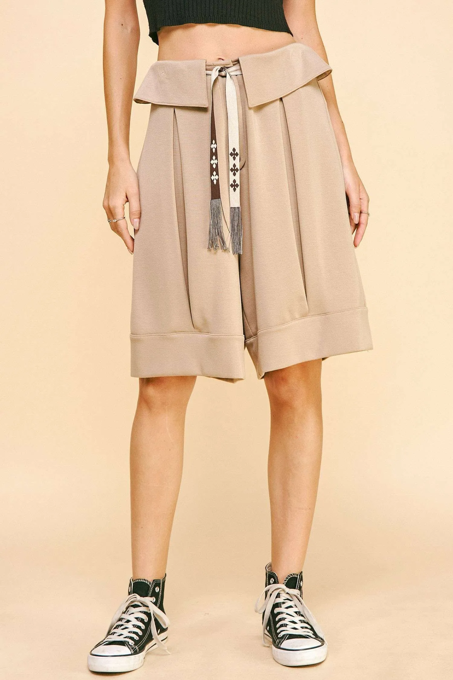 Davi & Dani Fold Over Waist Band Strap Detail Short - Image 2