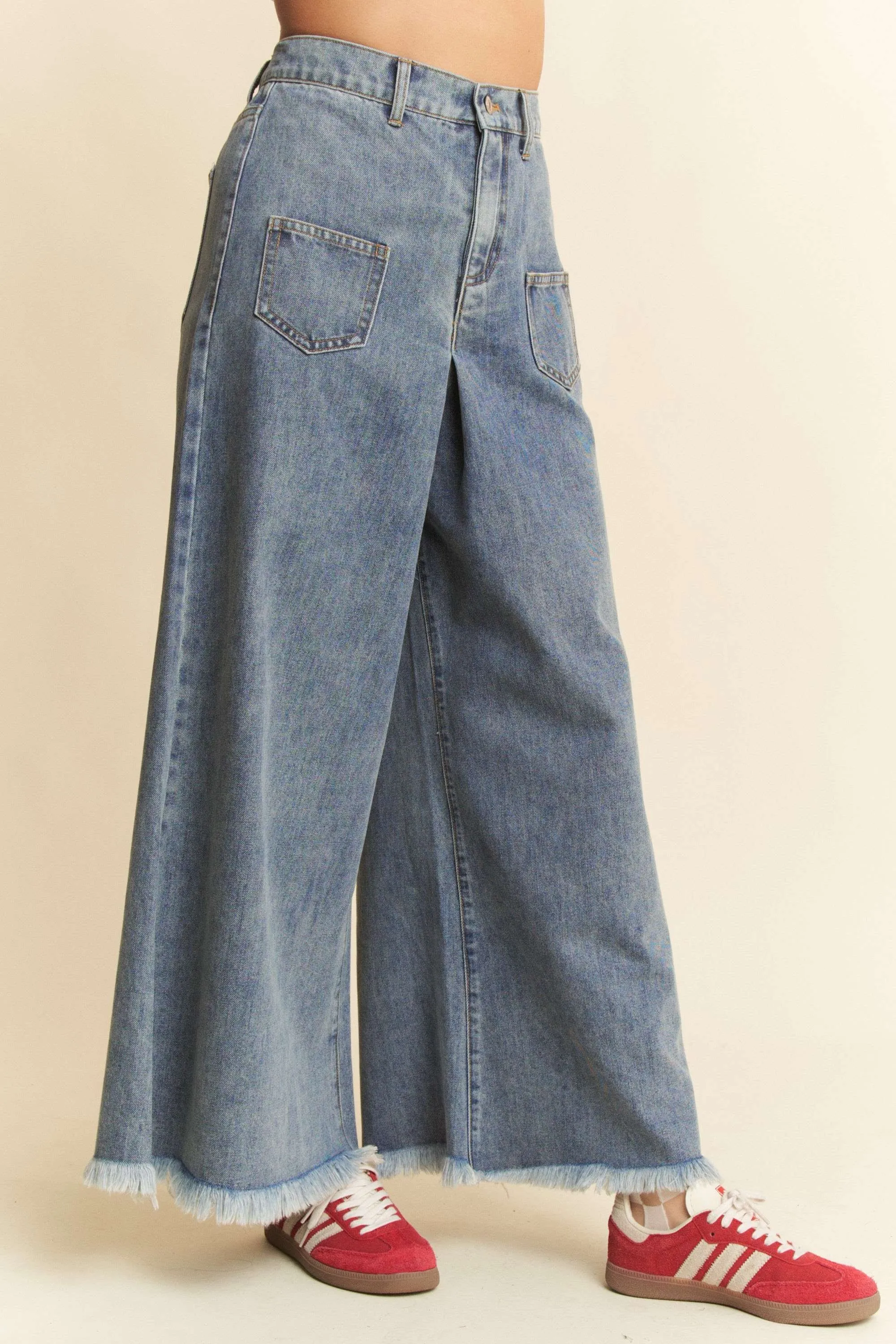 Davi & Dani Patch Pocket Wide Leg Culotte Jeans - Image 4