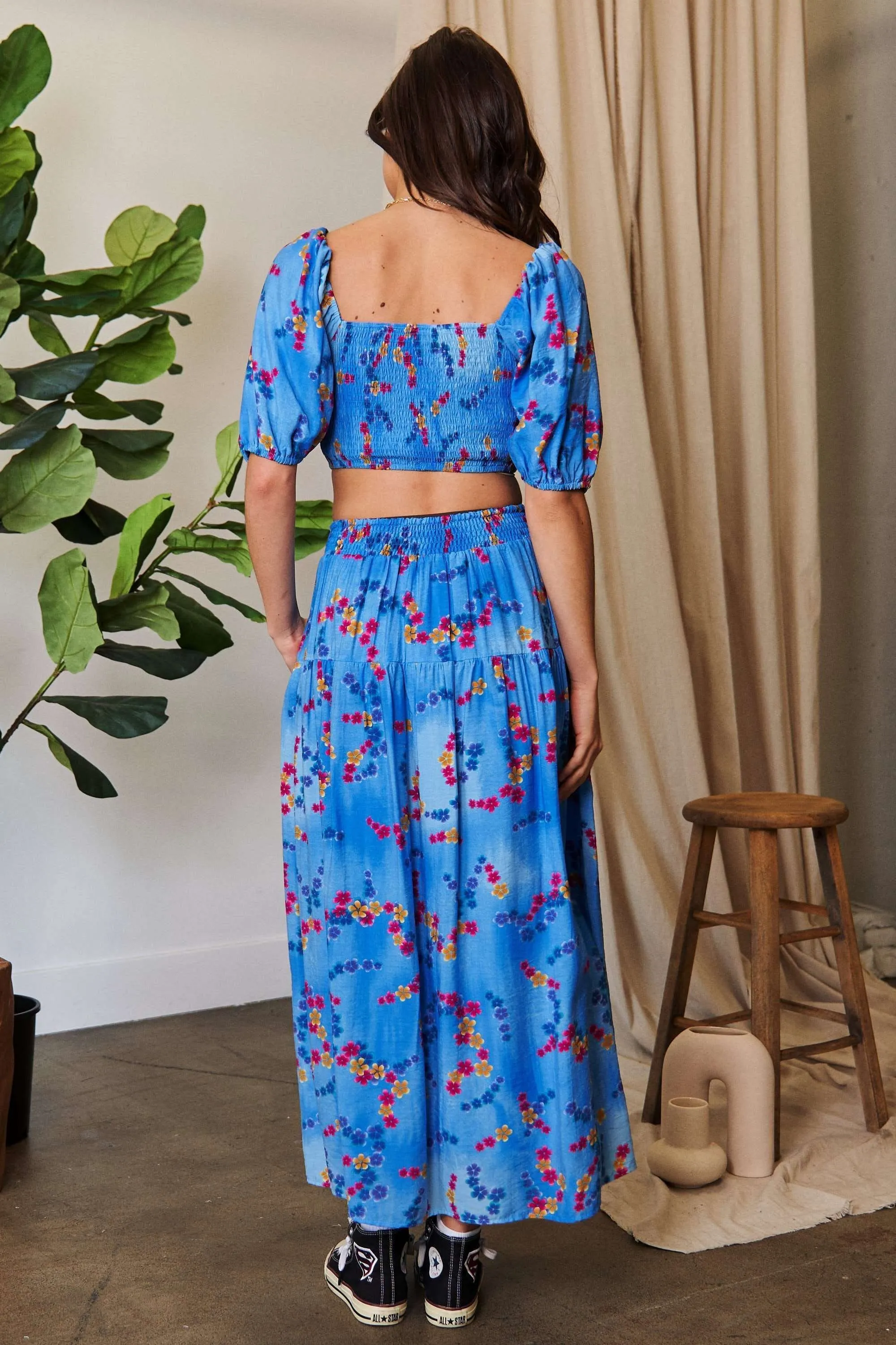 Davi & Dani Printed Smocking Waistband Ruffled Maxi Skirt - Image 9