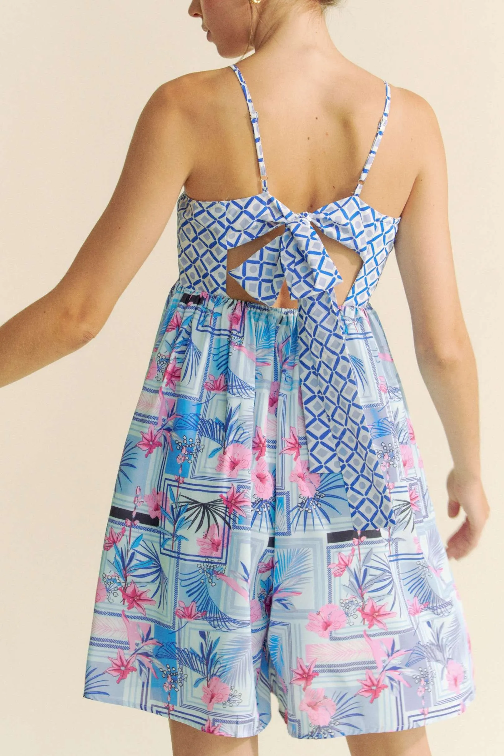 Davi & Dani Tropical Floral Geo Print Tie Back Tube Top Romper - Image 8