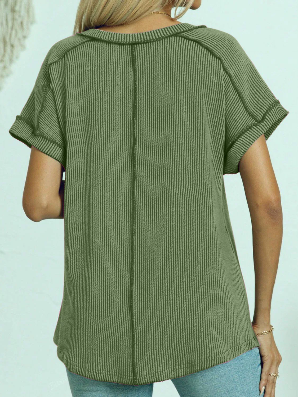 Exposed Seam V-Neck Short Sleeve Top - Image 15
