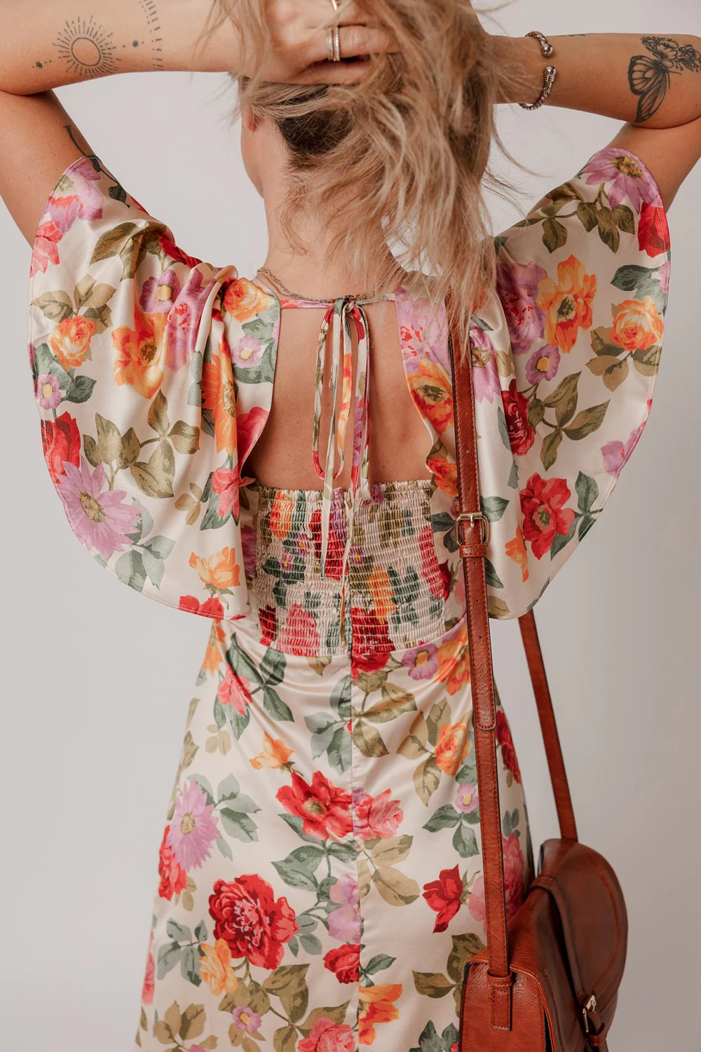 Floral Short Sleeve Tie Back Slit Dress - Image 5