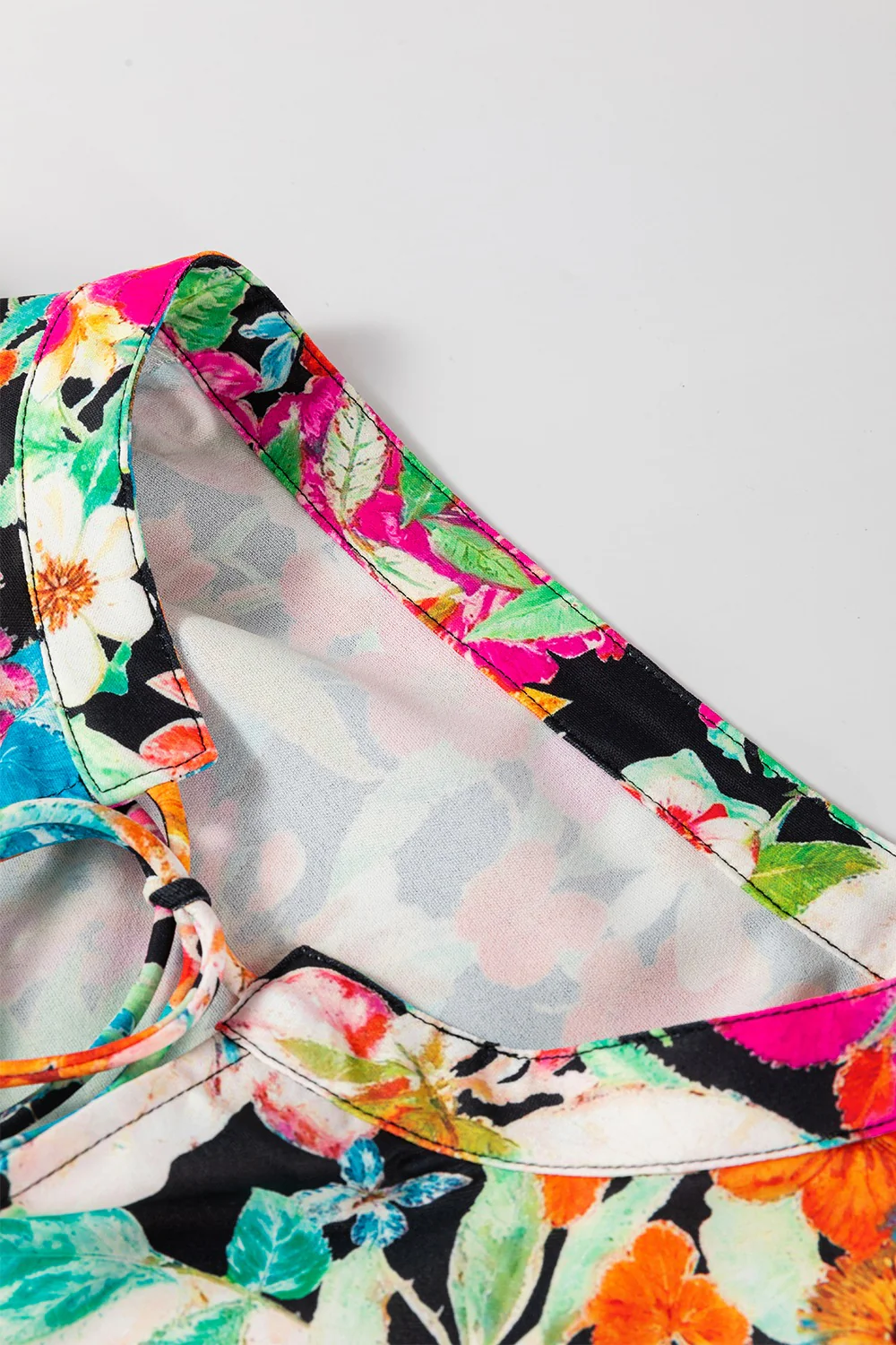 Floral Tie Neck Balloon Sleeve Blouse - Image 6