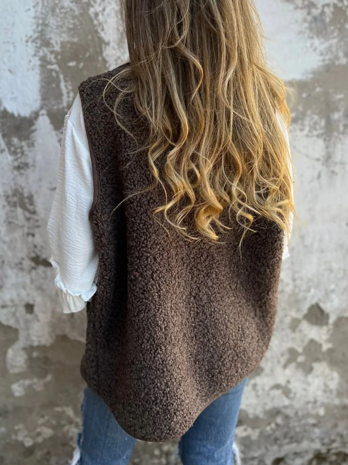 Full Size Pocketed Button Up V-Neck Sherpa Vest - Image 3