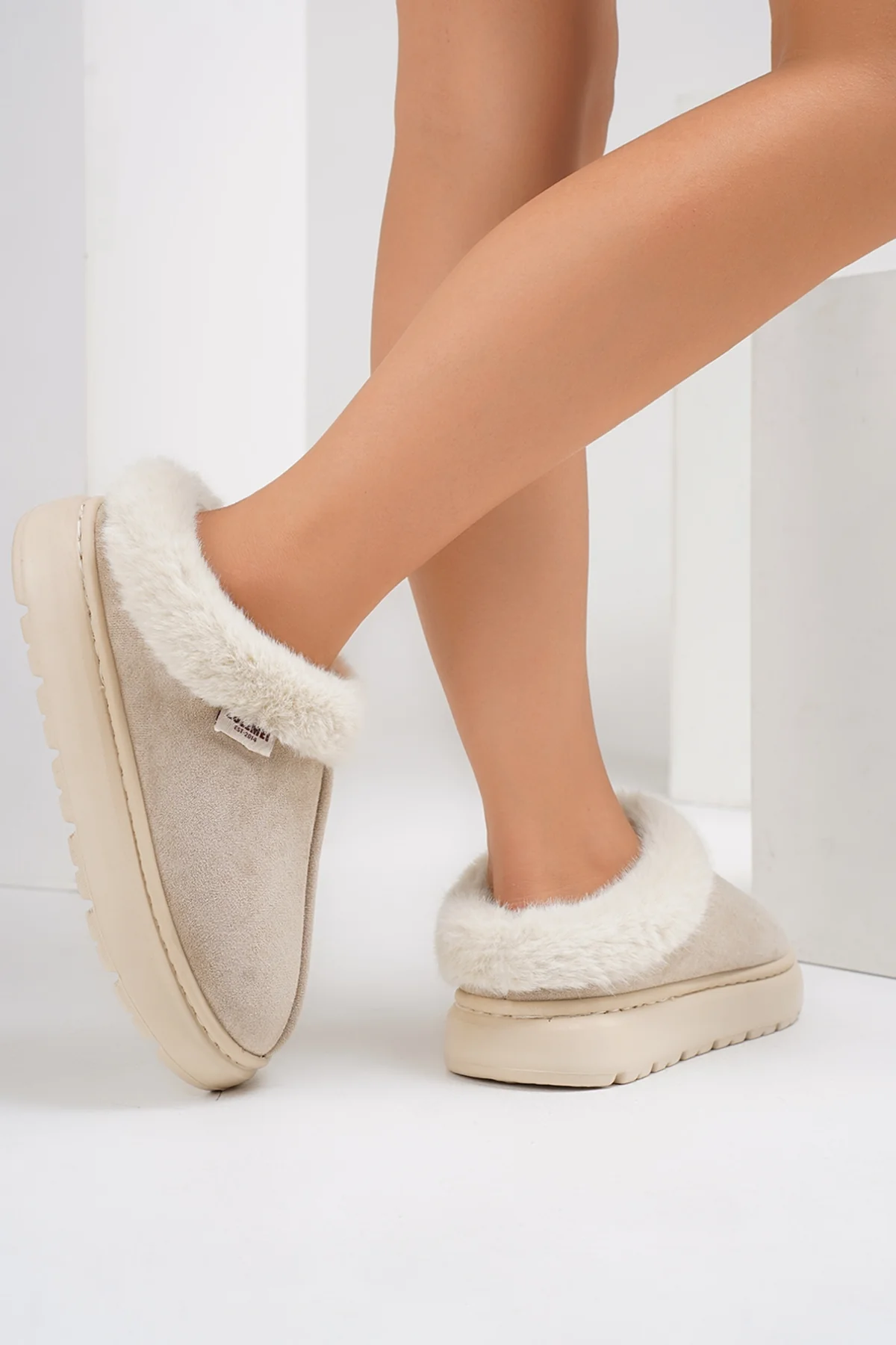 Furry Round Toe Platform Slippers - Image 11