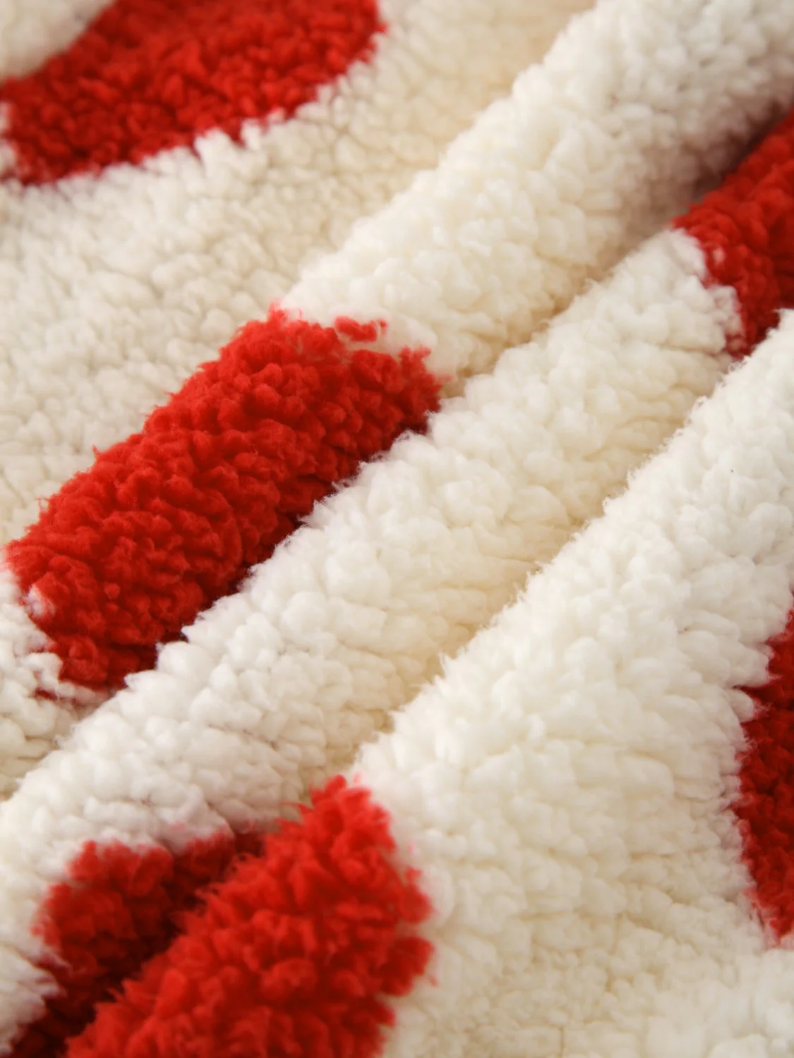 Fuzzy Heart Pocketed Dropped Shoulder Hoodie - Image 9