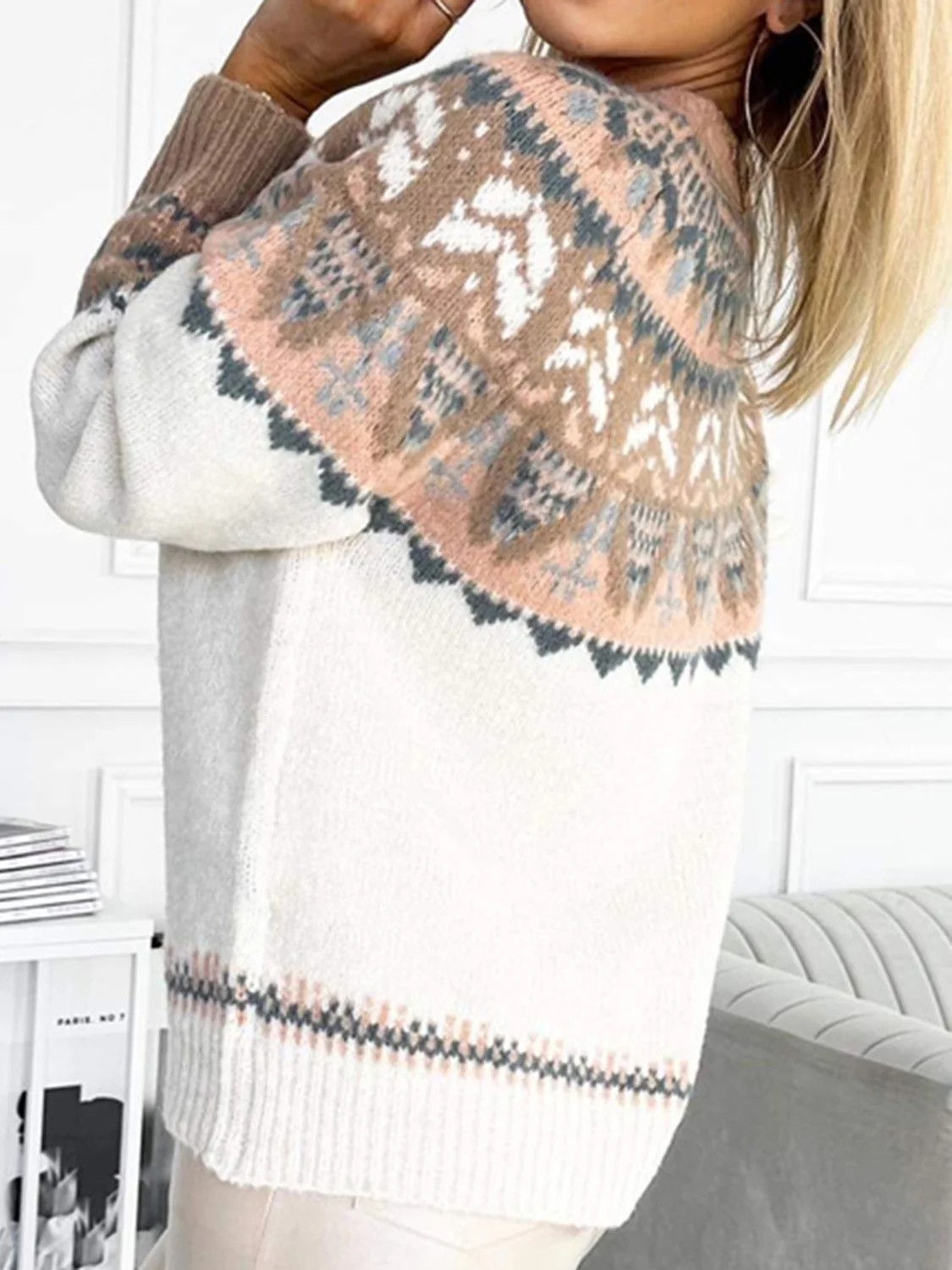 Geometric Round Neck Long Sleeve Sweater - Image 2