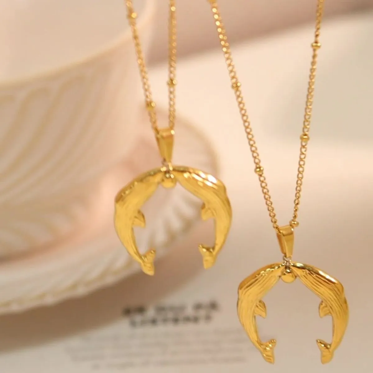 Gold Horseshoe Jewelry Set with Necklace and Earrings - Image 4