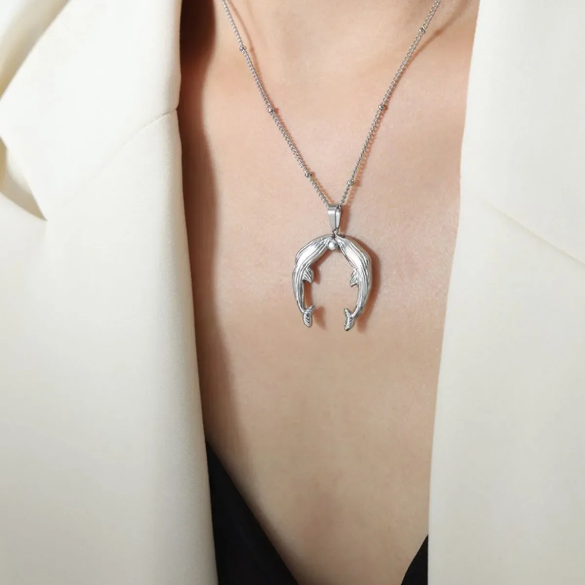 Gold Horseshoe Jewelry Set with Necklace and Earrings - Image 6