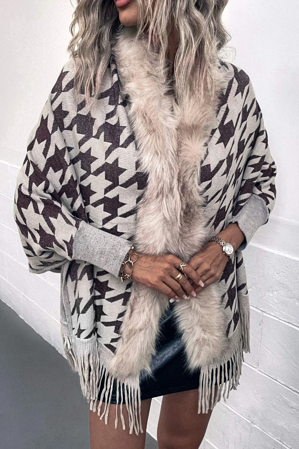Houndstooth Fringe Hem Poncho - Image 3