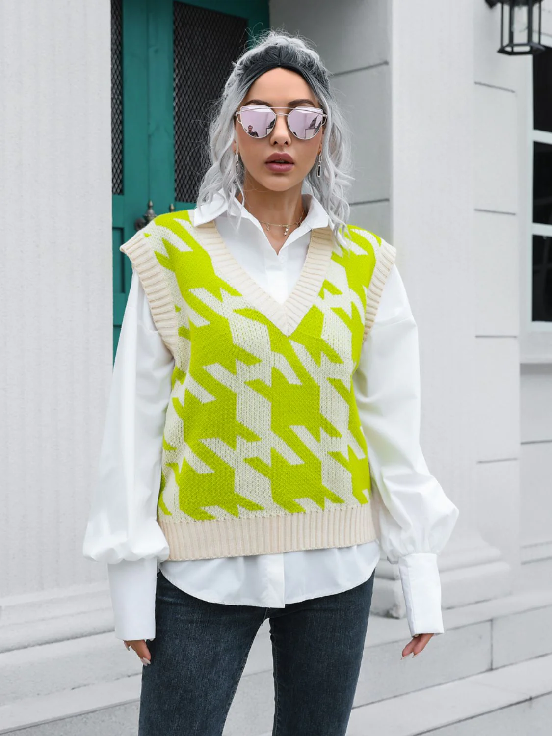 Houndstooth V-Neck Sweater Vest - Image 7