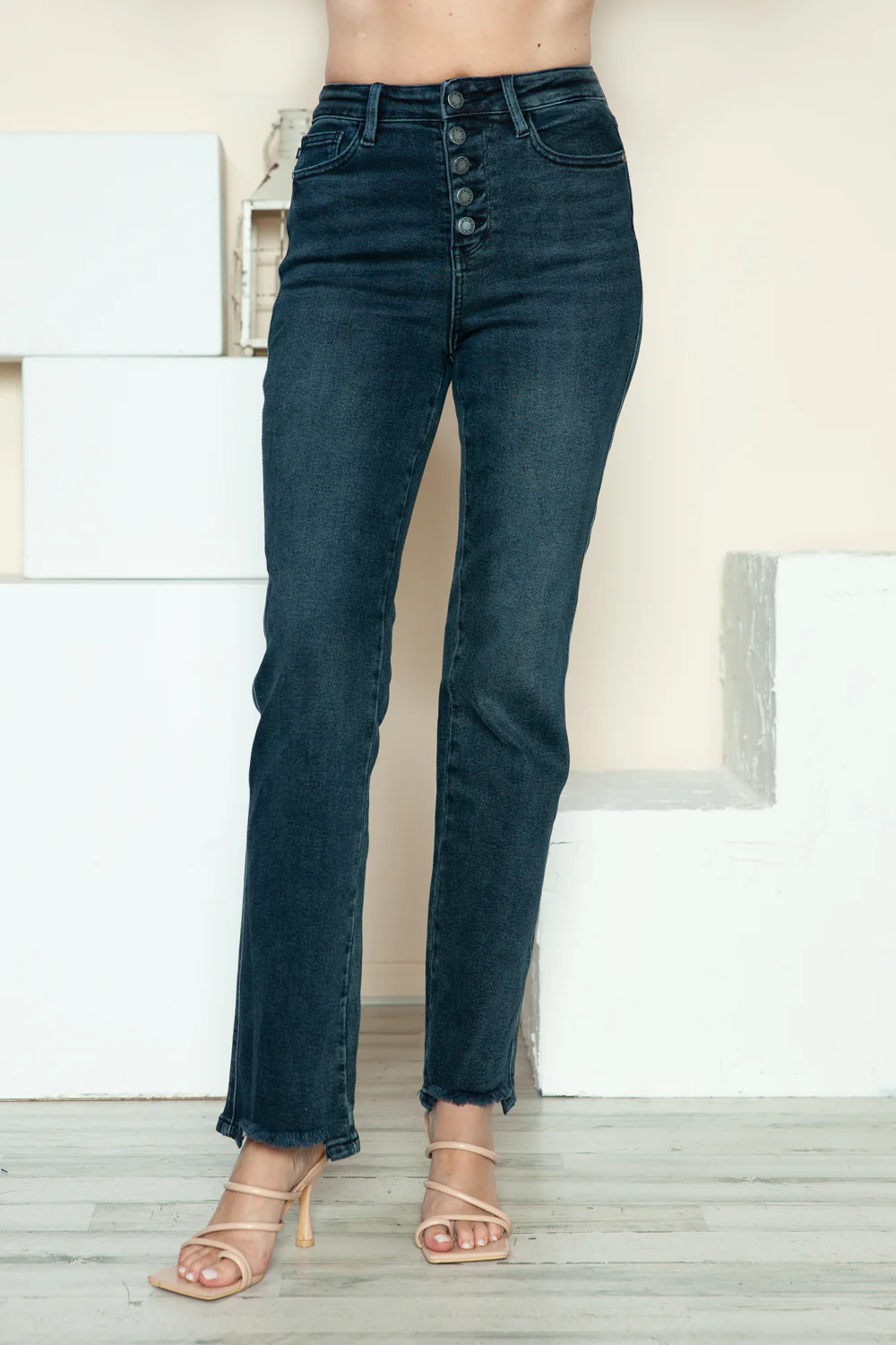 Judy Blue Full Size Button Fly Hem Destroy Straight Jeans - Image 3