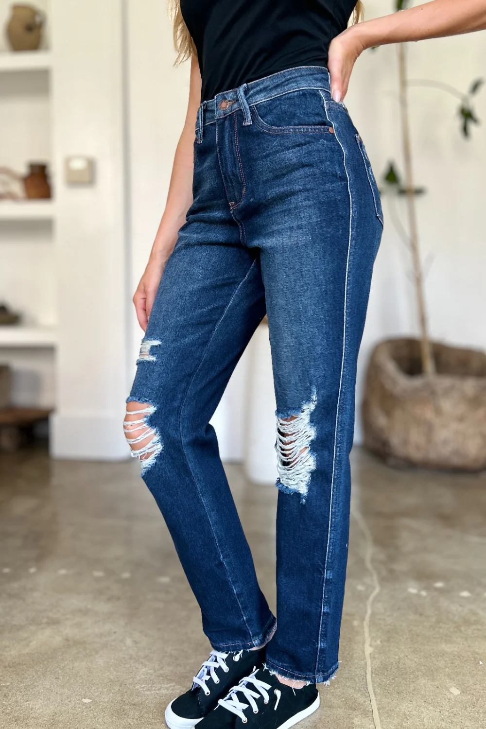 Judy Blue Full Size High Waist Rigid Magic Heavy Destroy Straight Jeans - Image 12
