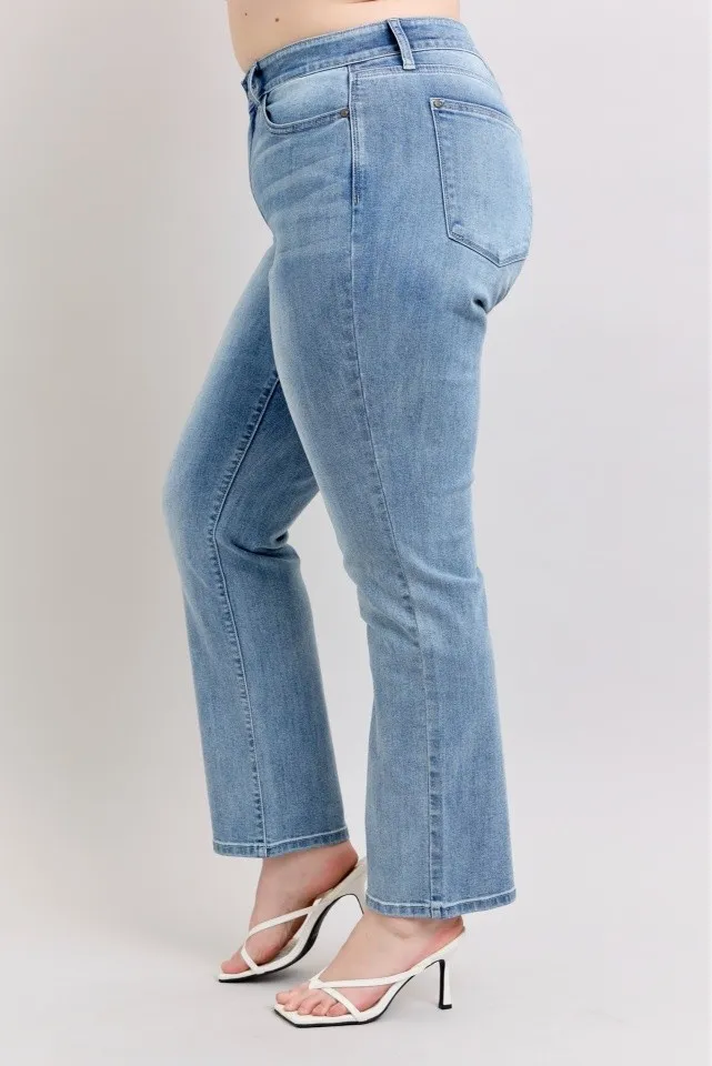 Judy Blue Plus Size High Waist Dad Jeans - Image 10