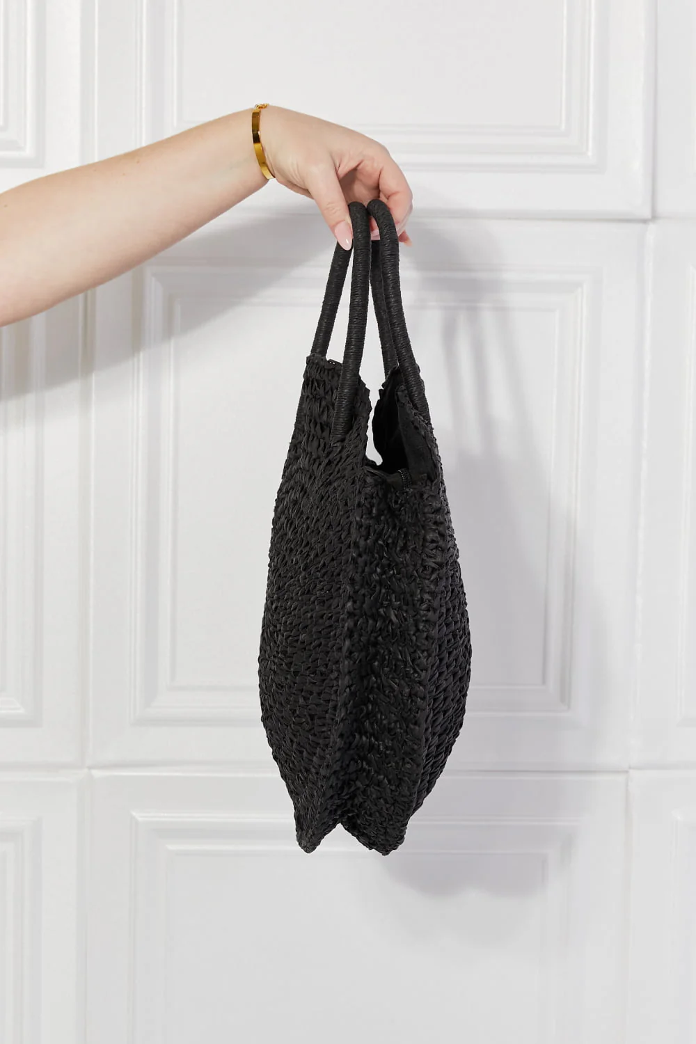 Justin Taylor Beach Date Straw Rattan Handbag in Black - Image 7