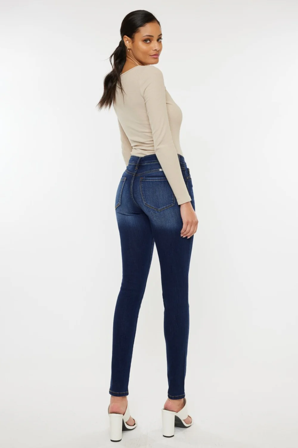 Kancan Mid Rise Gradient Skinny Jeans - Image 7