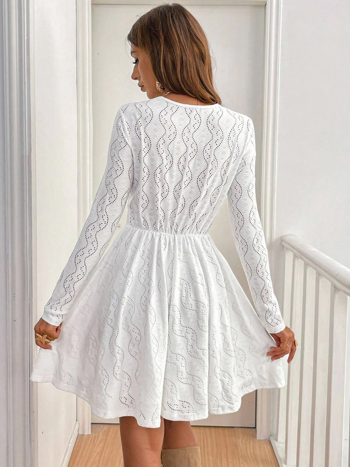 Lace Detail V Neck Long Sleeve Mini Dress - Image 3