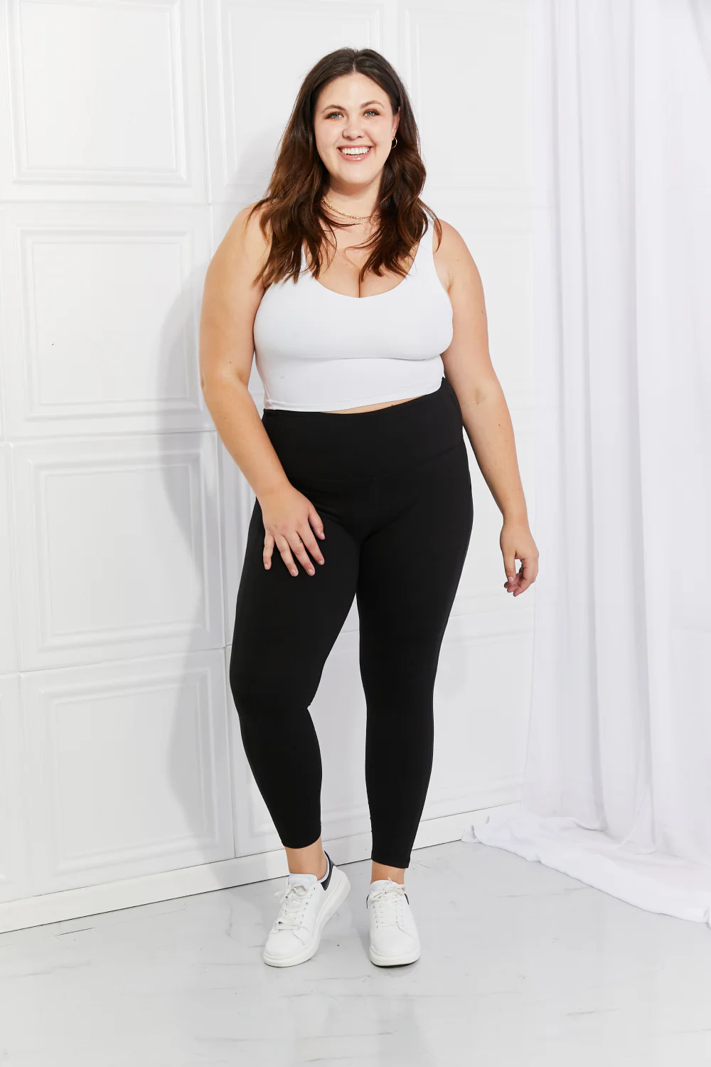Leggings Depot Full Size Strengthen and Lengthen Reflective Dot Active Leggings - Image 10