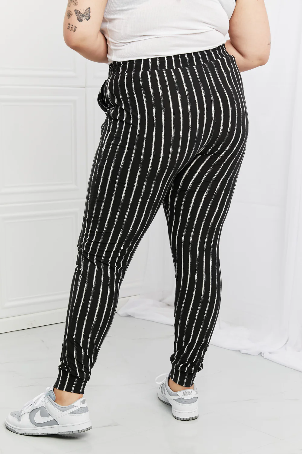 Leggings Depot Stay In Full Size Joggers - Image 6