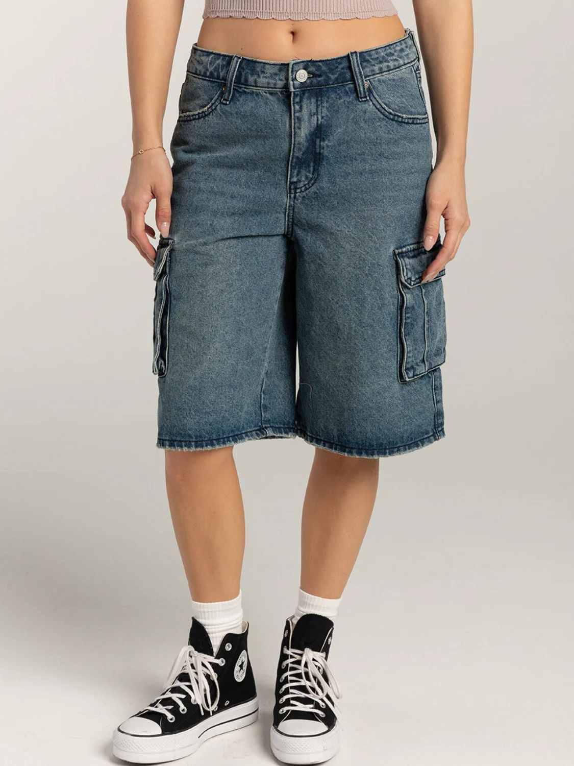 Mid-Rise Waist Denim Shorts with Pockets - Image 4