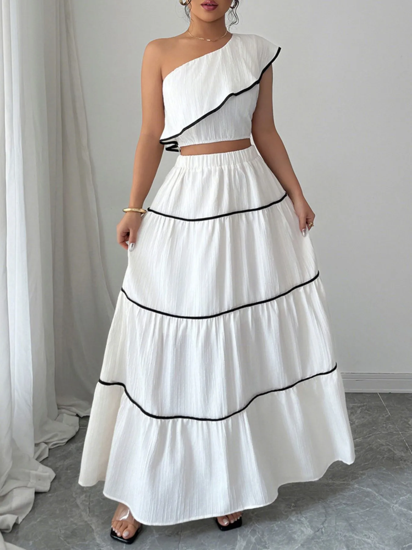 One-Shoulder Ruffle Top and Skirt Two-Piece Set - Image 4