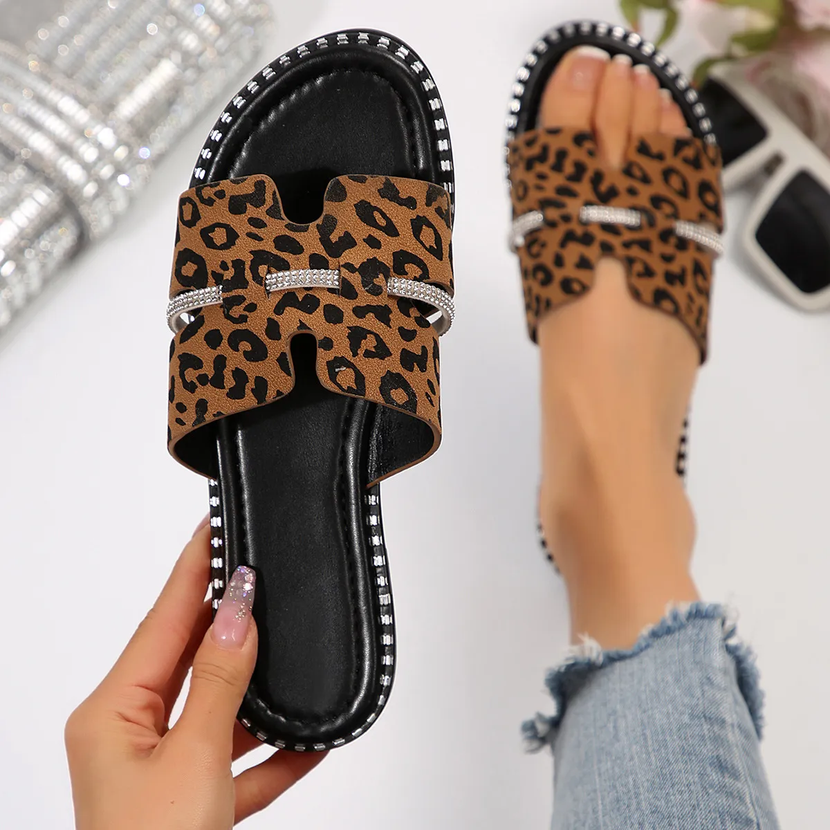 Open Toe Flats Sandals - Image 4