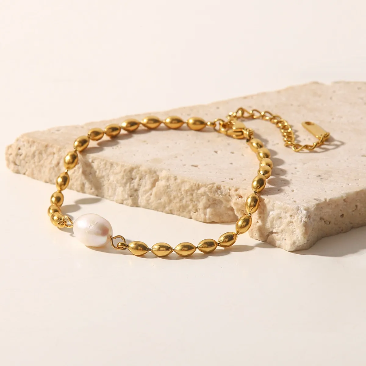 Pearl and Gold Chain Jewelry Set with Necklace and Bracelet - Image 6
